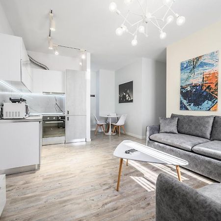 Miku Apartment-Modernly Designed Downtown Tiranë Eksteriør bilde