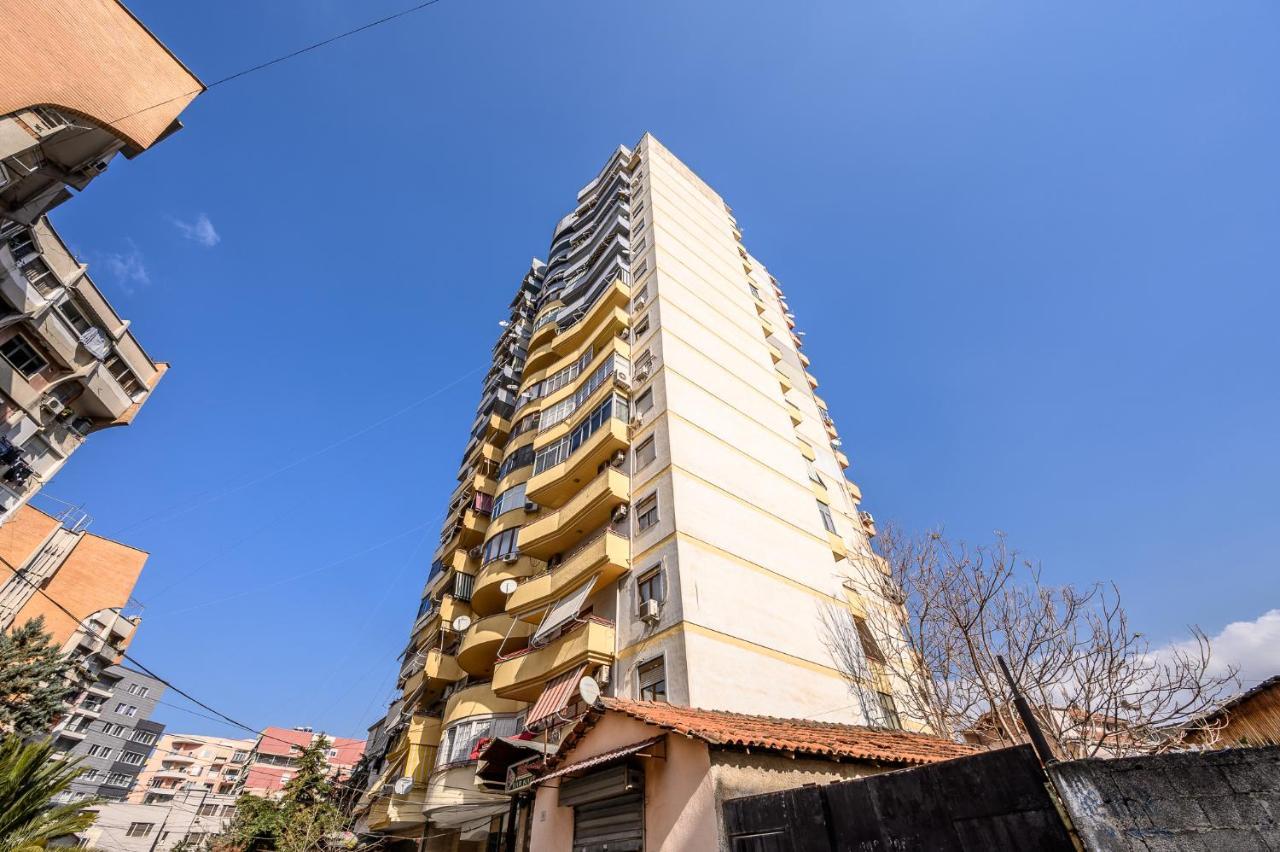 Miku Apartment-Modernly Designed Downtown Tiranë Eksteriør bilde