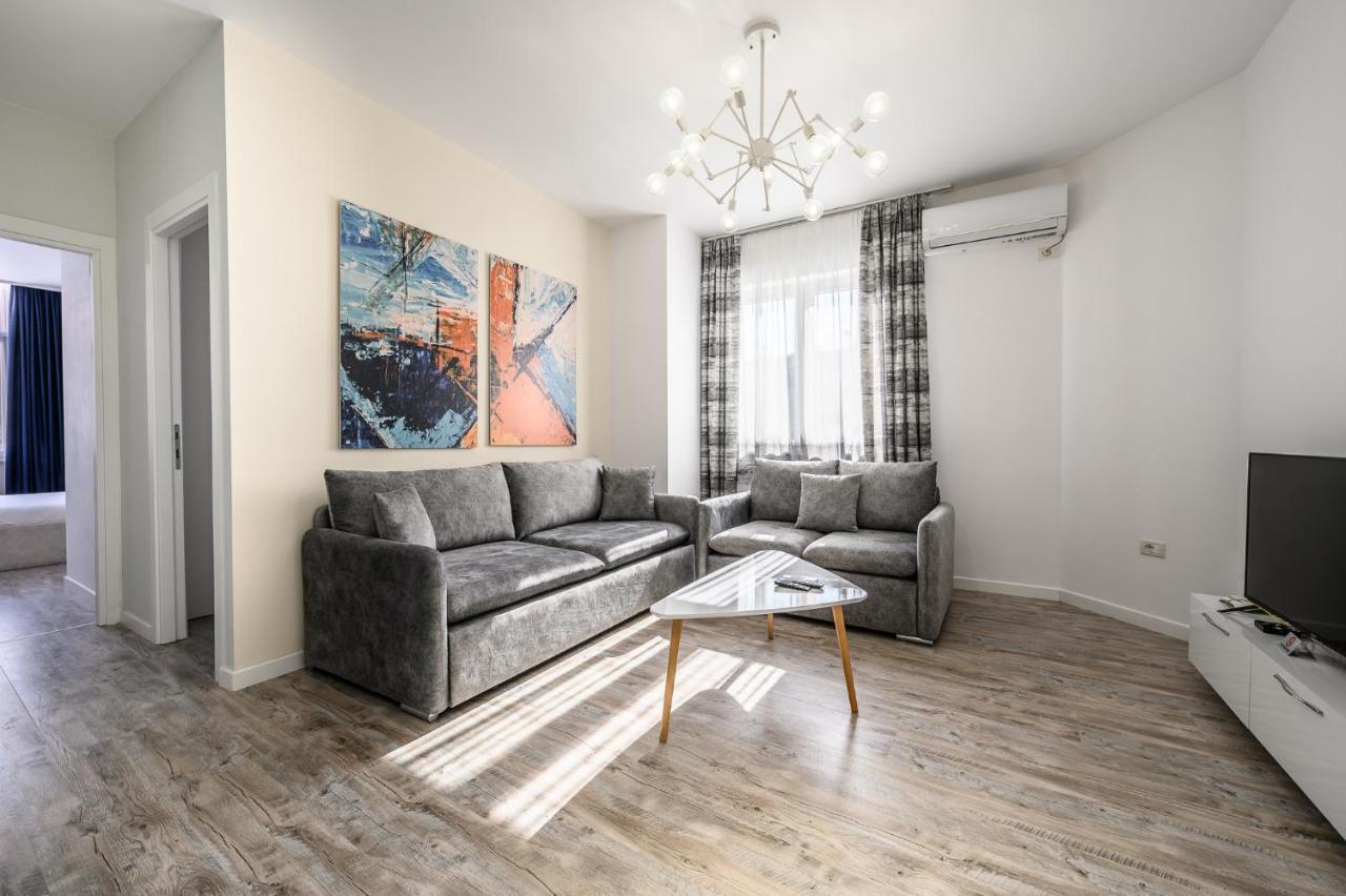 Miku Apartment-Modernly Designed Downtown Tiranë Eksteriør bilde