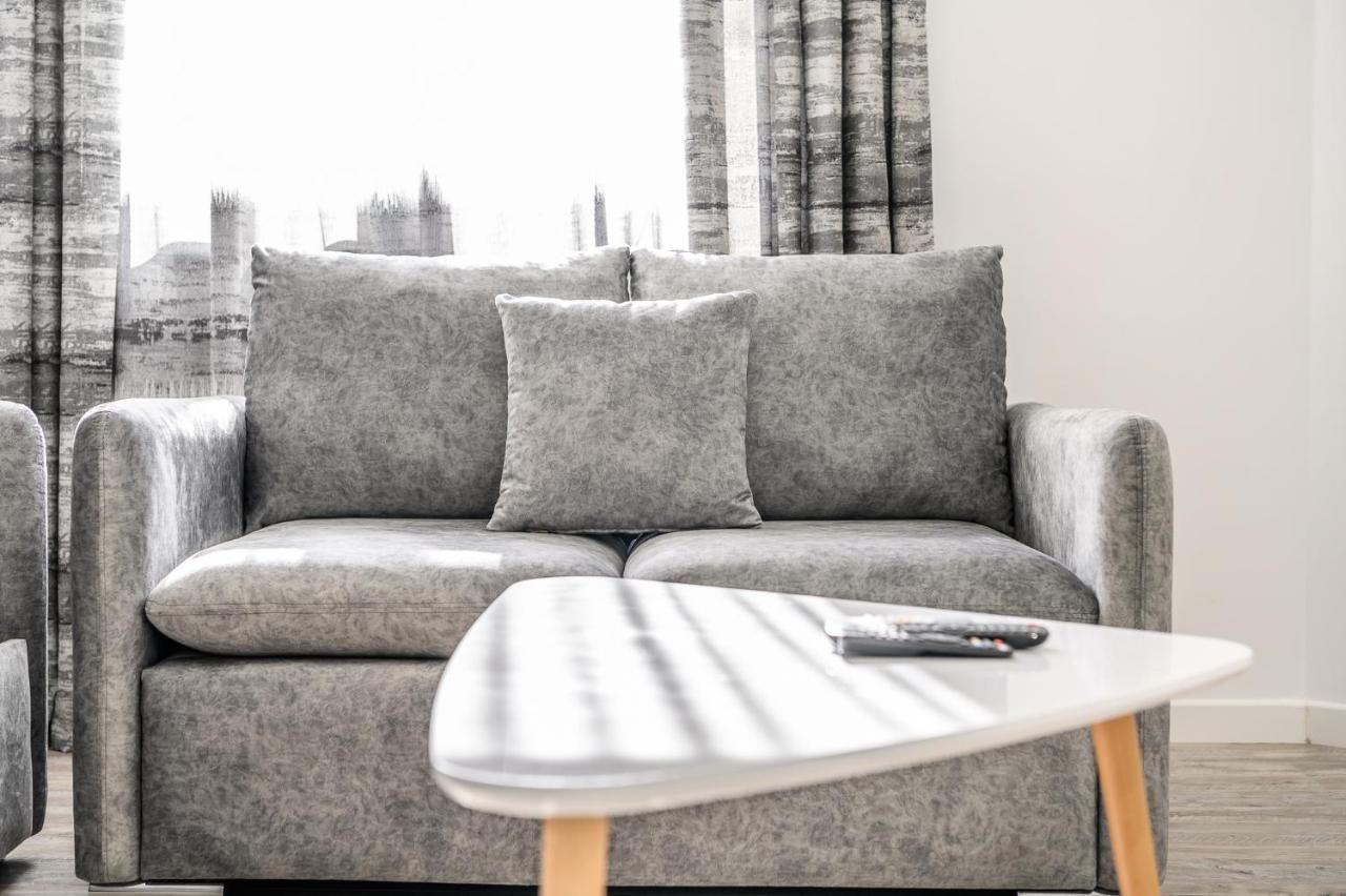 Miku Apartment-Modernly Designed Downtown Tiranë Eksteriør bilde